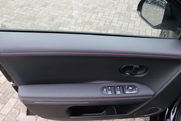 Voertuigafbeelding 9