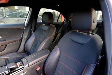 Voertuigafbeelding 36