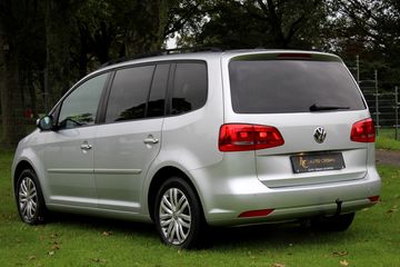 Voertuigafbeelding 2