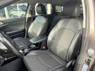 Voertuigafbeelding 16