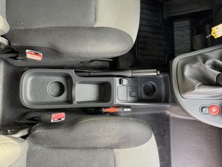 Voertuigafbeelding 32