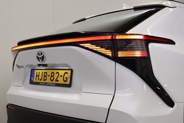 Voertuigafbeelding 12