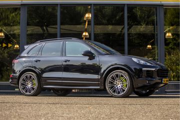Porsche Cayenne - RG-548-B - Polisa Lease