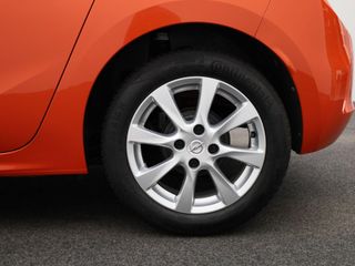 Voertuigafbeelding 12