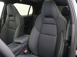 Voertuigafbeelding 14