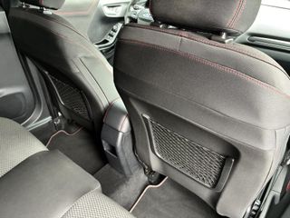 Voertuigafbeelding 32