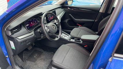 Voertuigafbeelding 3