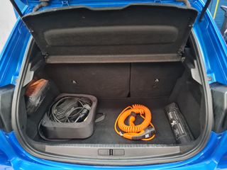 Voertuigafbeelding 9