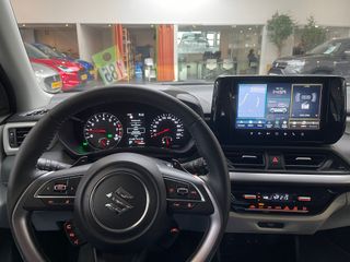 Voertuigafbeelding 3