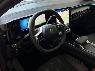 Voertuigafbeelding 9