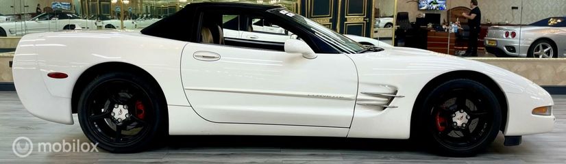 Voertuigafbeelding 13