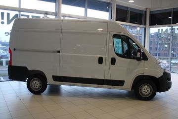 Voertuigafbeelding 3