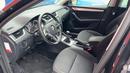 Voertuigafbeelding 3