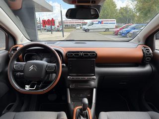 Voertuigafbeelding 12