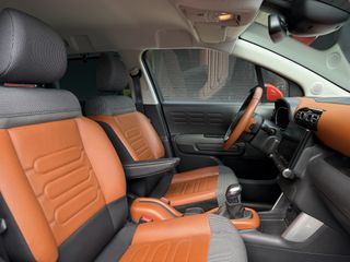 Voertuigafbeelding 3