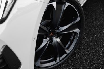 Voertuigafbeelding 4