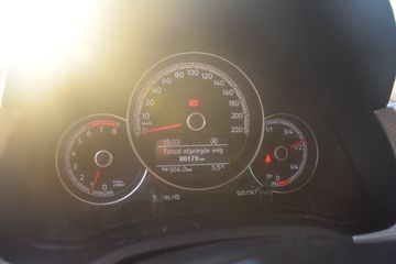 Voertuigafbeelding 12