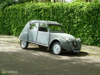 Voertuigafbeelding 3