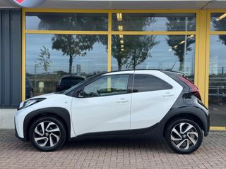 Voertuigafbeelding 6