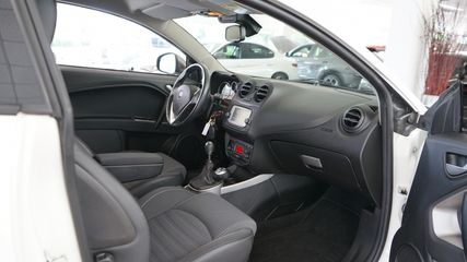 Voertuigafbeelding 28