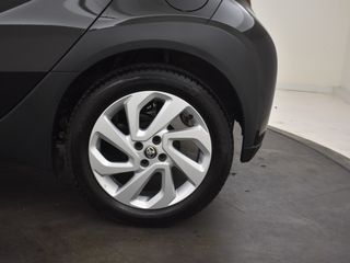 Voertuigafbeelding 12