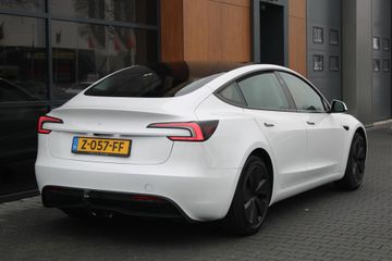 Voertuigafbeelding 2