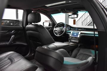 Voertuigafbeelding 7