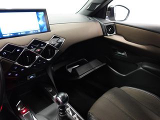 Voertuigafbeelding 10