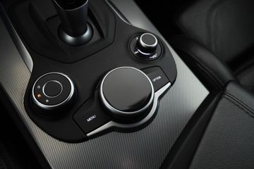 Voertuigafbeelding 38