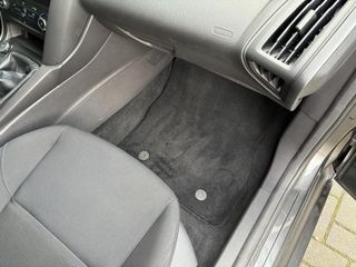 Voertuigafbeelding 36