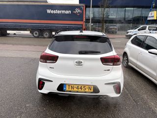 Voertuigafbeelding 3