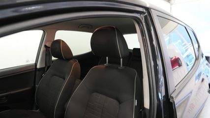 Voertuigafbeelding 7