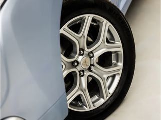 Voertuigafbeelding 30