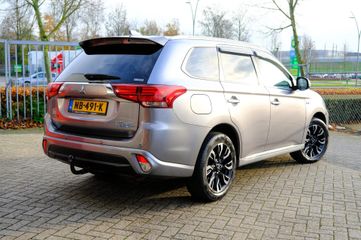 Voertuigafbeelding 3