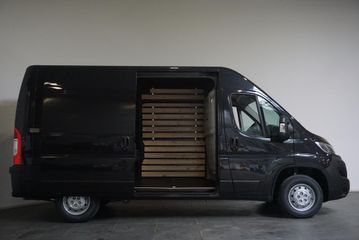 Voertuigafbeelding 9