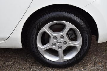 Voertuigafbeelding 4