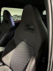 Voertuigafbeelding 30