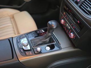 Voertuigafbeelding 16