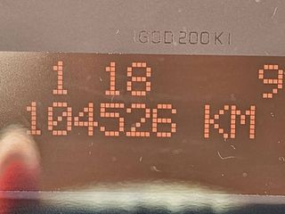 Voertuigafbeelding 8