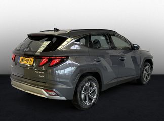 Voertuigafbeelding 3