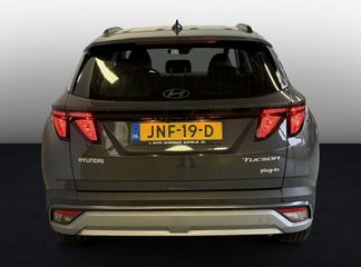 Voertuigafbeelding 4