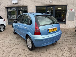 Voertuigafbeelding 12