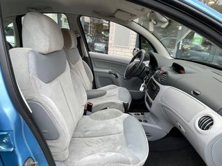 Voertuigafbeelding 18