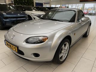 Voertuigafbeelding 6