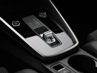 Voertuigafbeelding 37