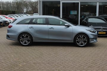 Voertuigafbeelding 4