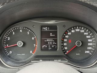 Voertuigafbeelding 12