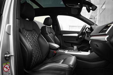 Voertuigafbeelding 8