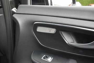 Voertuigafbeelding 36