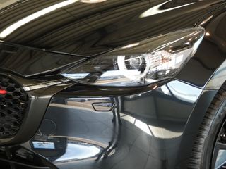 Voertuigafbeelding 5